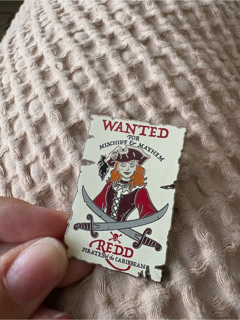 AUTHENTIC DISNEY TRADING PINS - Picture 6 of 13